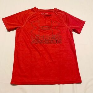 Under Armour Red T-Shirt Youth Large Heatgear Loose Shirt